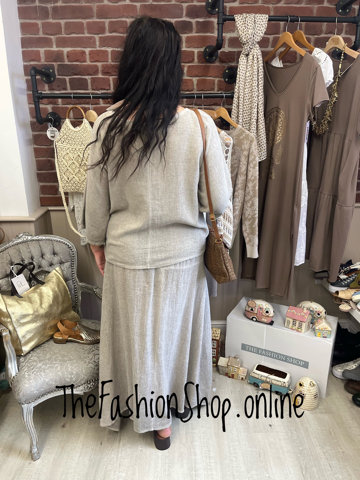 Hayley mocha linen mix enzyme wash top 10-16