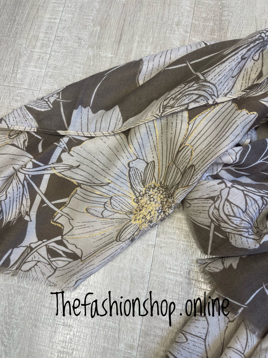Zelly brown and cream flowers scarf