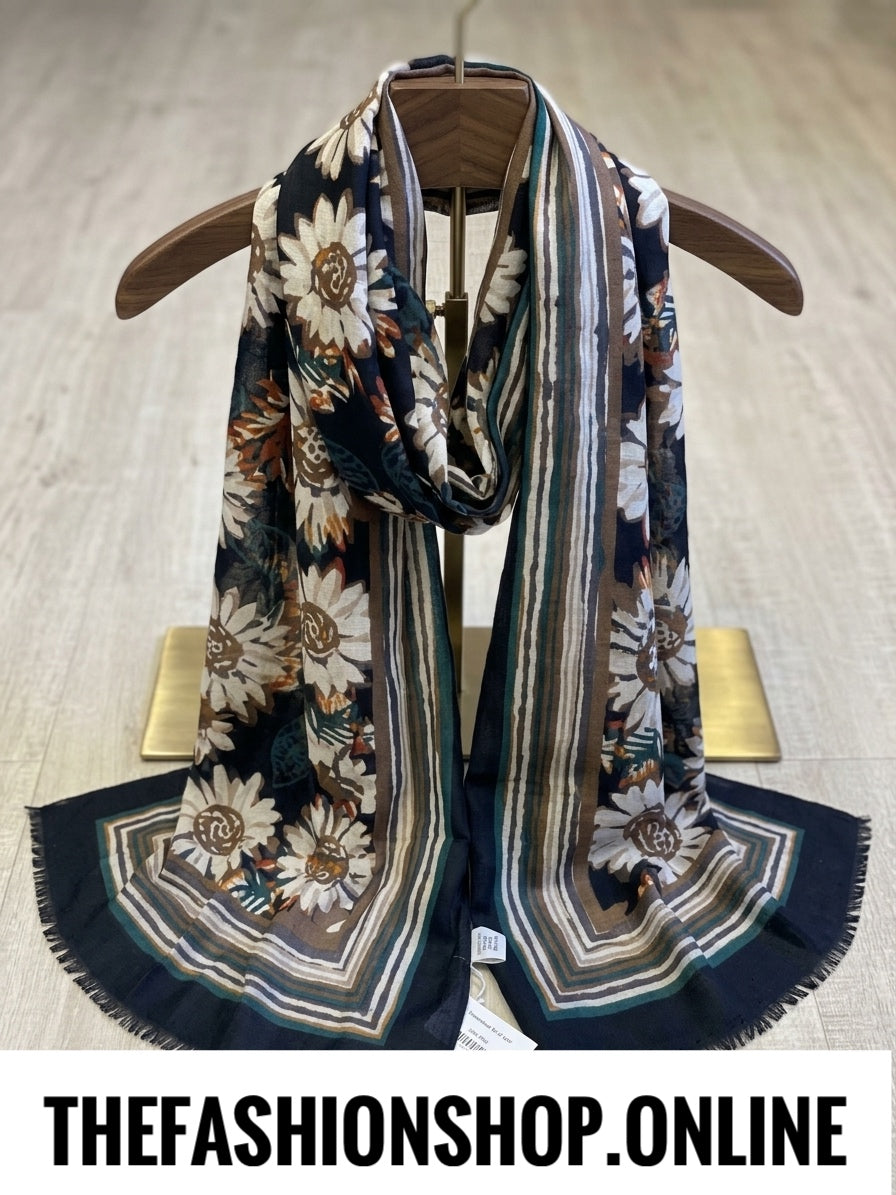 Zelly bordered floral scarf