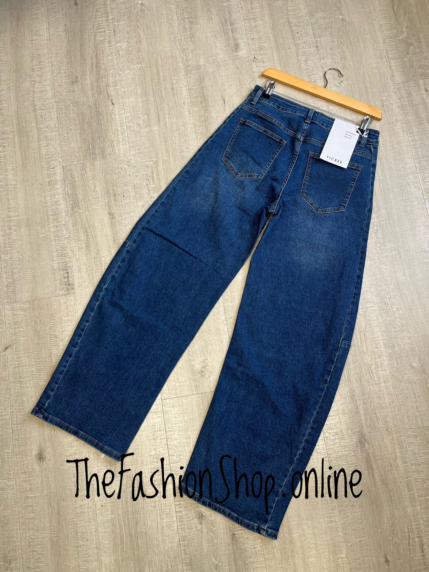 Gemma mid denim barrel leg jeans sizes 8, 10 and 12