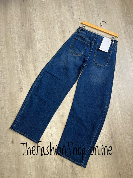 Gemma mid denim barrel leg jeans sizes 8, 10 and 12