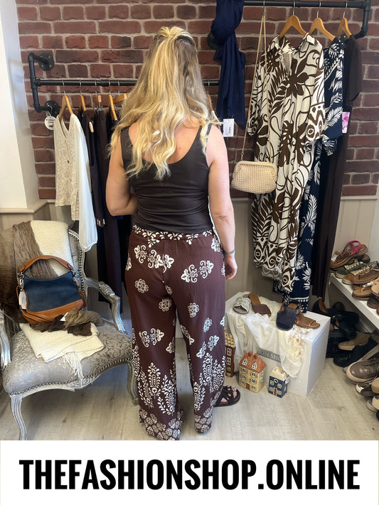 Harley brown damask print trousers 8-12