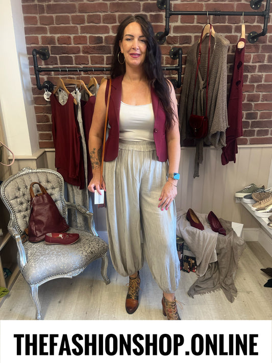 Maria wine knitted waistcoat 8-12