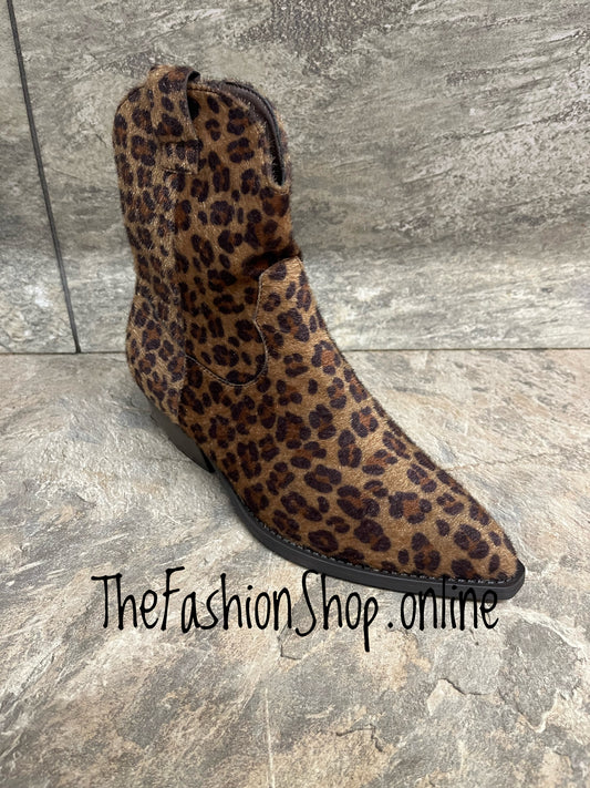 Betsy leopard print cowboy boot sizes 3-8 (36-41)