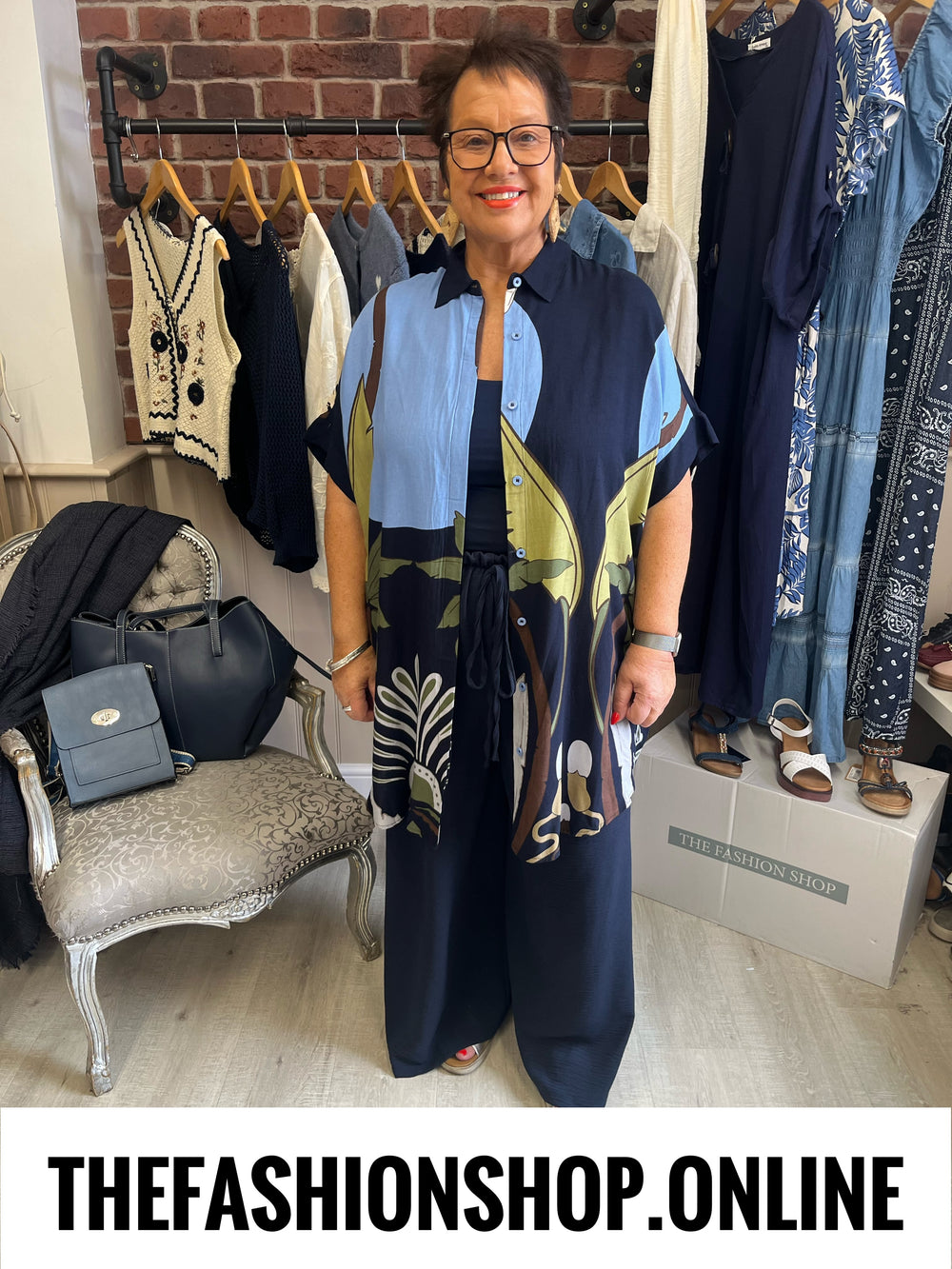 Fly Out Scenic Palm Tree Linen Mix Shirt in Navy 12-18
