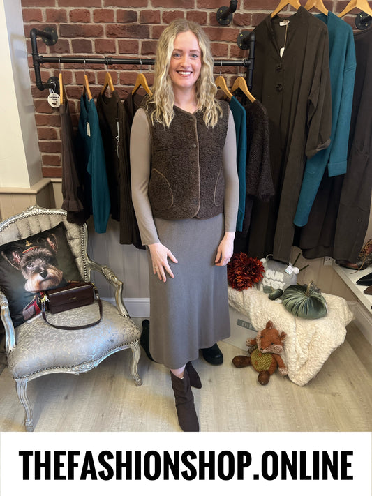 Teddy gilet in brown 8-14