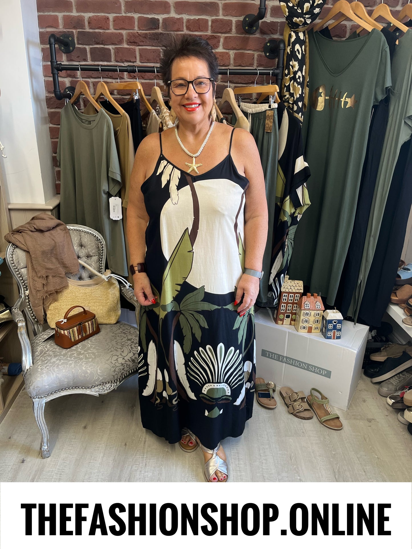 Fly Out Scenic Palm Tree Strappy Linen Mix Dress in Black 12-18