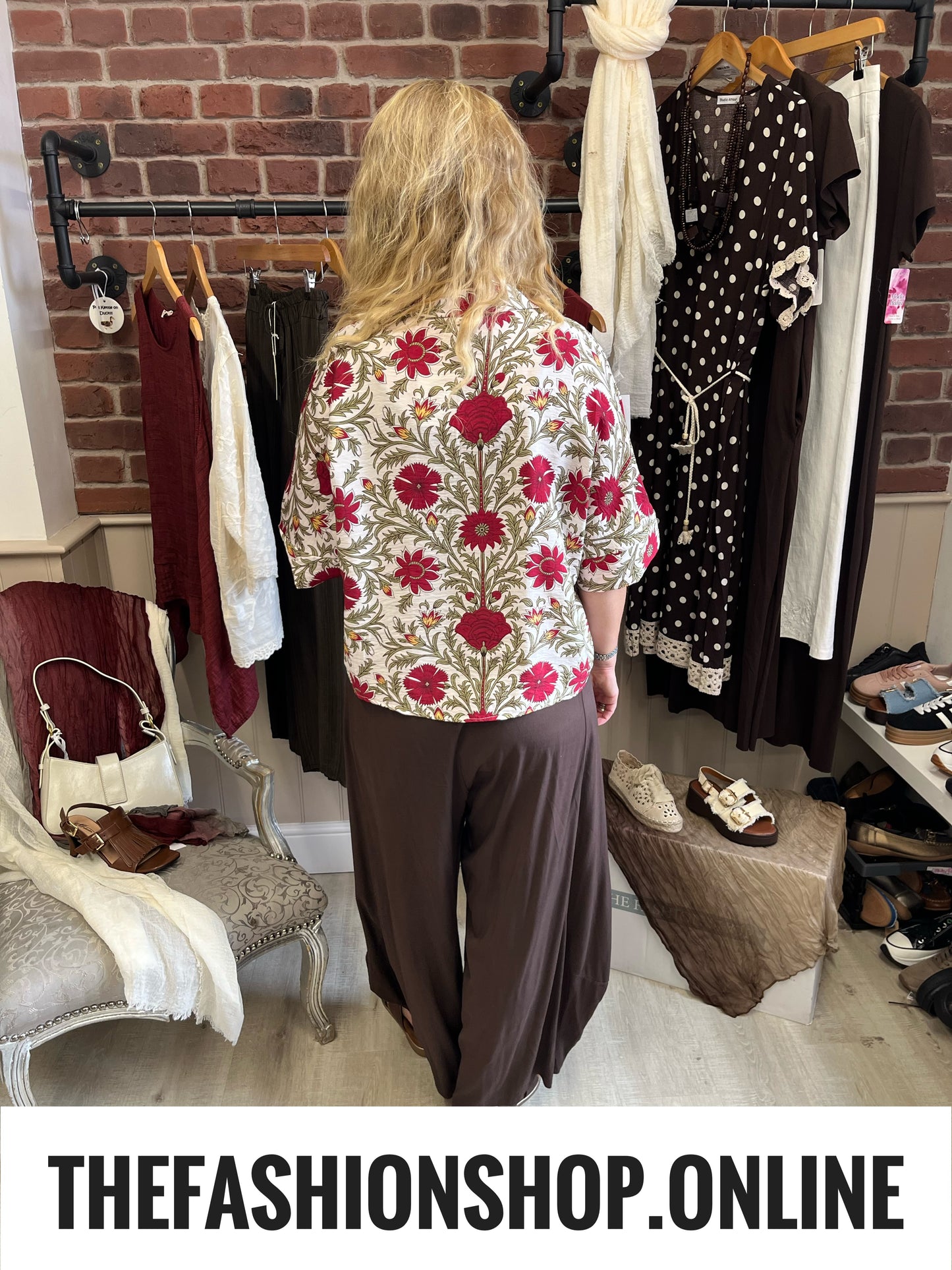 Sholah wine and green floral top 10-16