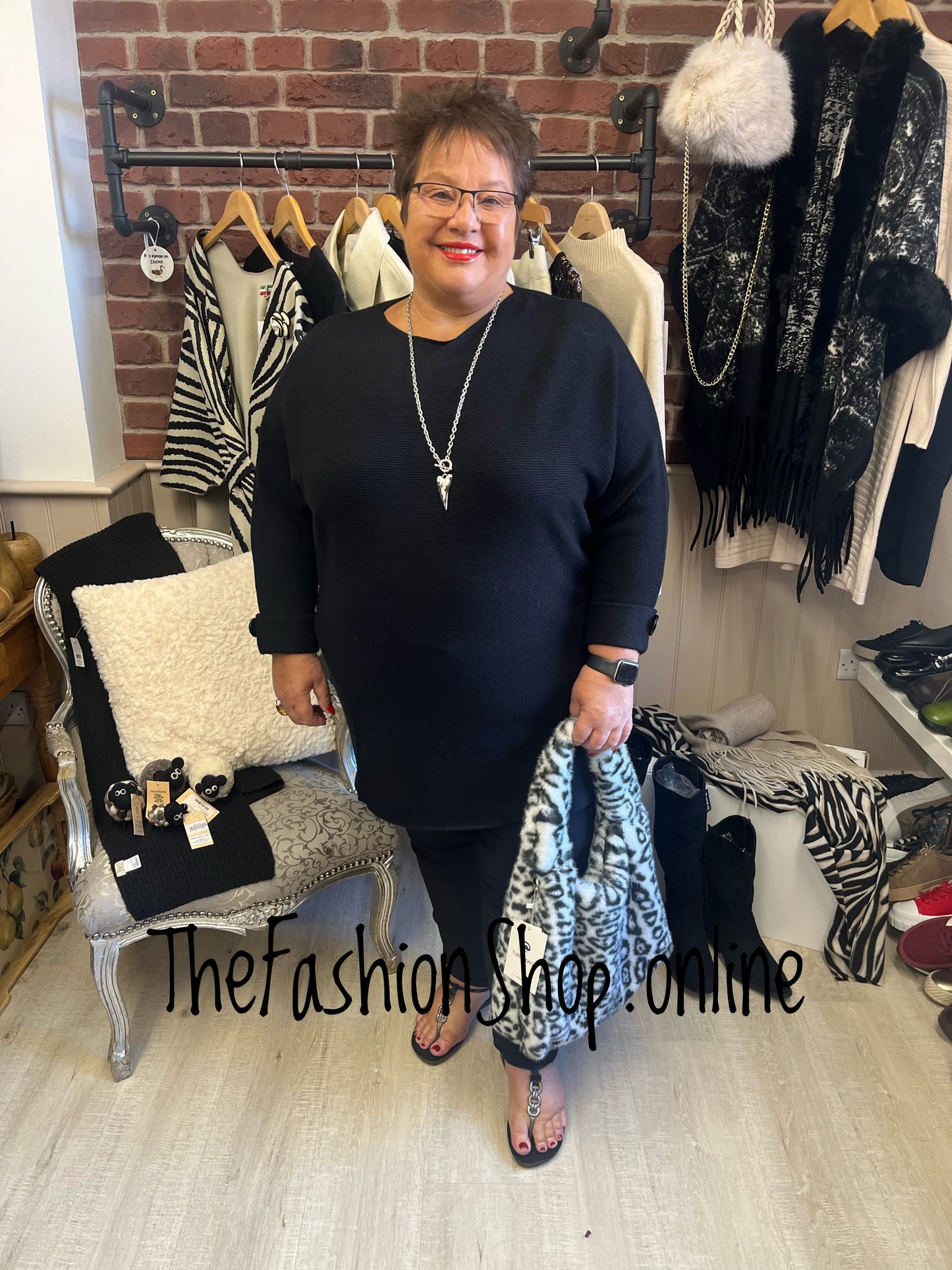 Anita black ribbed jumper 18-24