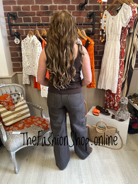 Christa brown knitted vest 8-12