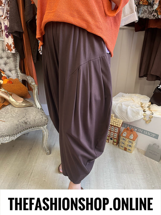 Phoebe brown balloon trousers 10-18