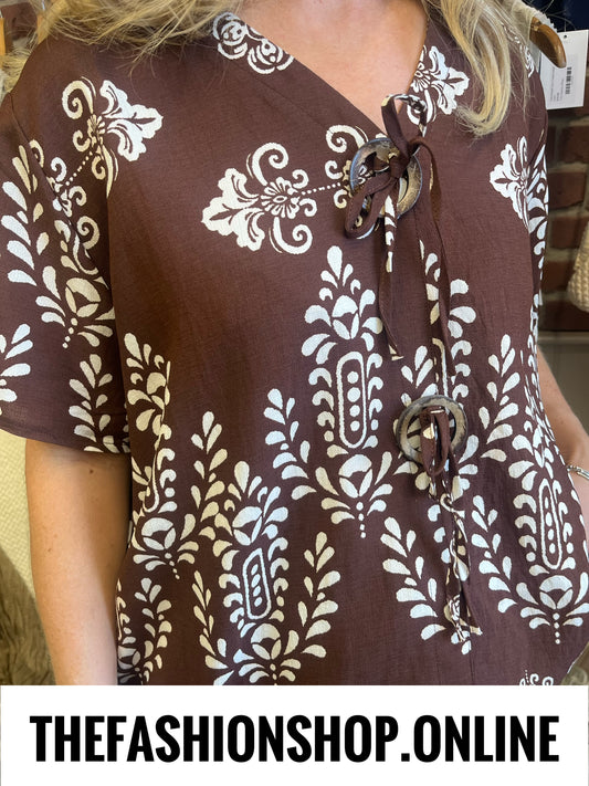 Harley brown damask print top 12-16