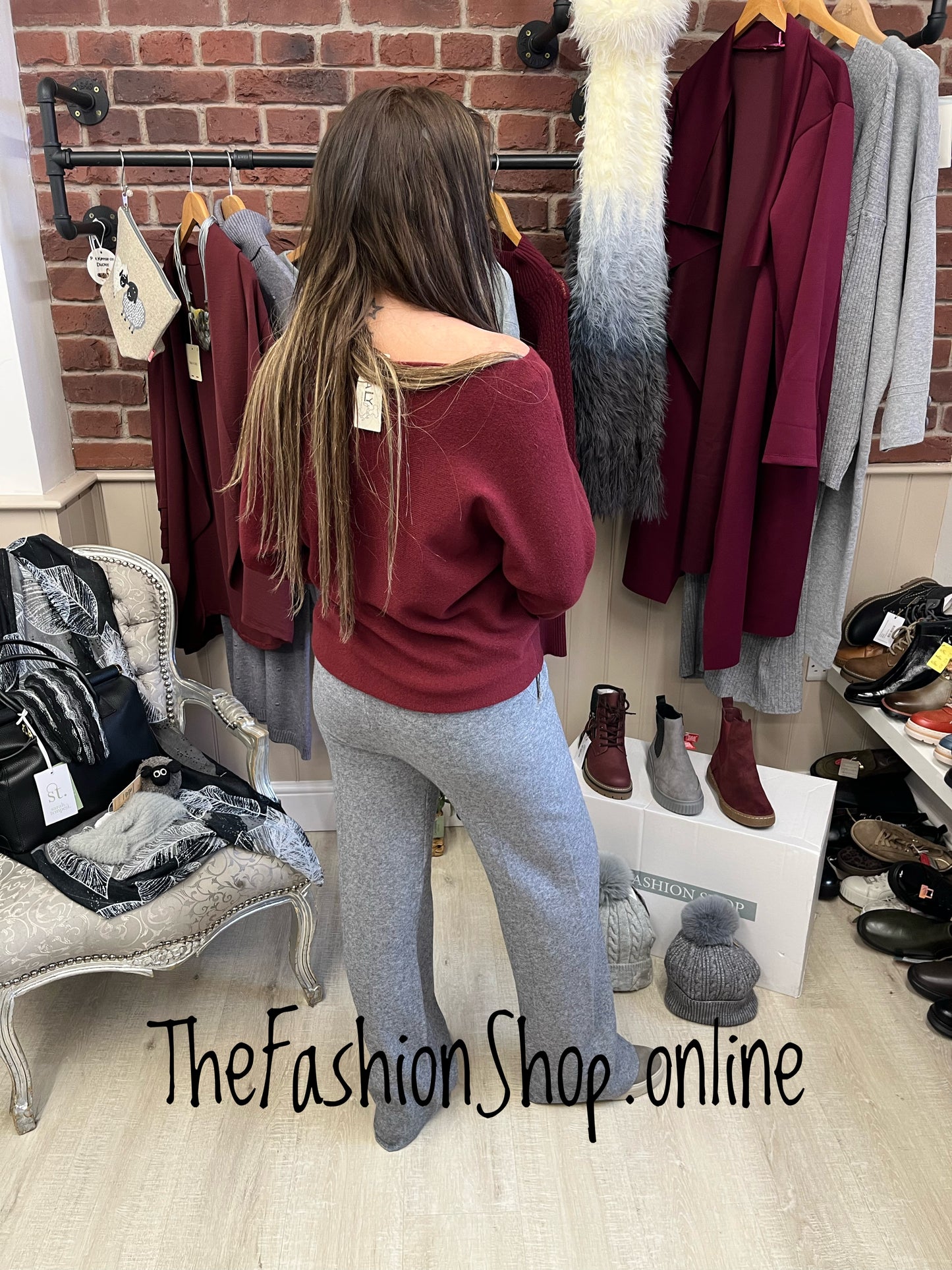 Della wine frill cuff jumper 8-16