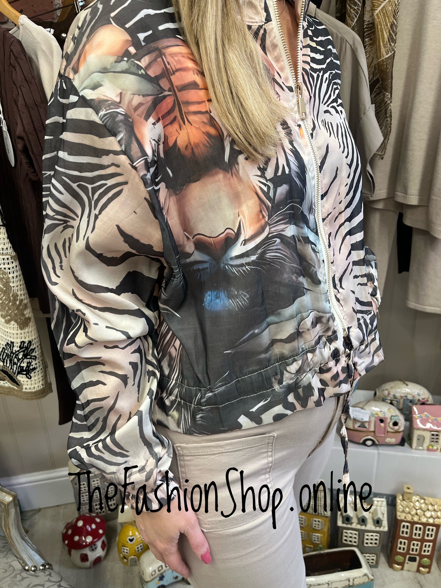Phoebe tiger print lightweight jacket 8-14