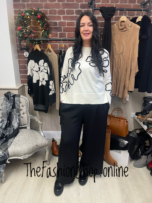 Daphne cream flower jumper 10-18