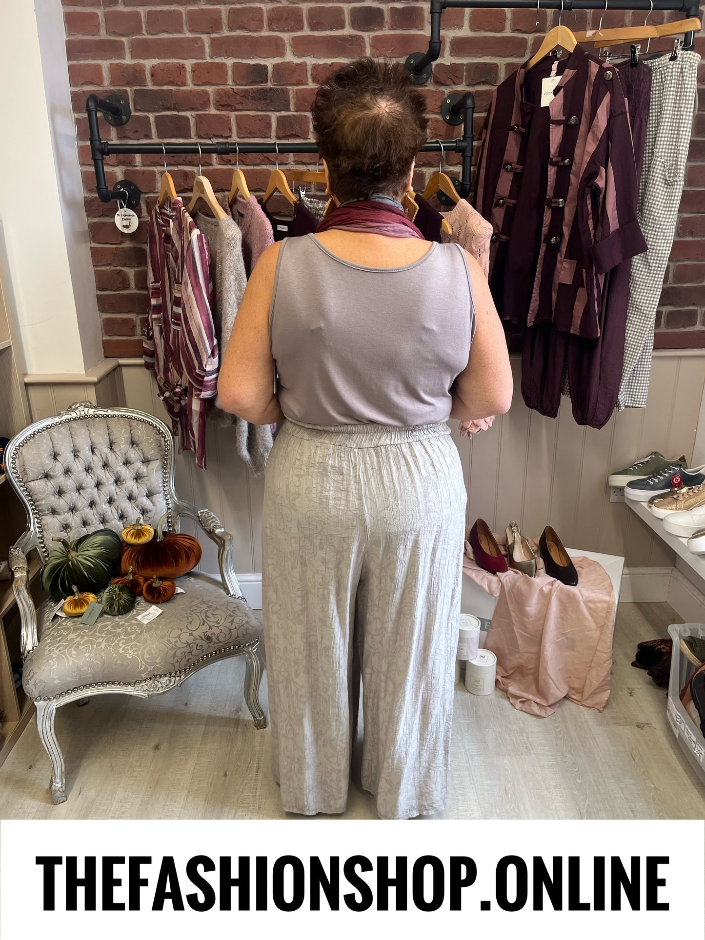 Demi mocha vest 16-22