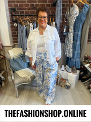 Leona denim blue floral trousers 12-20