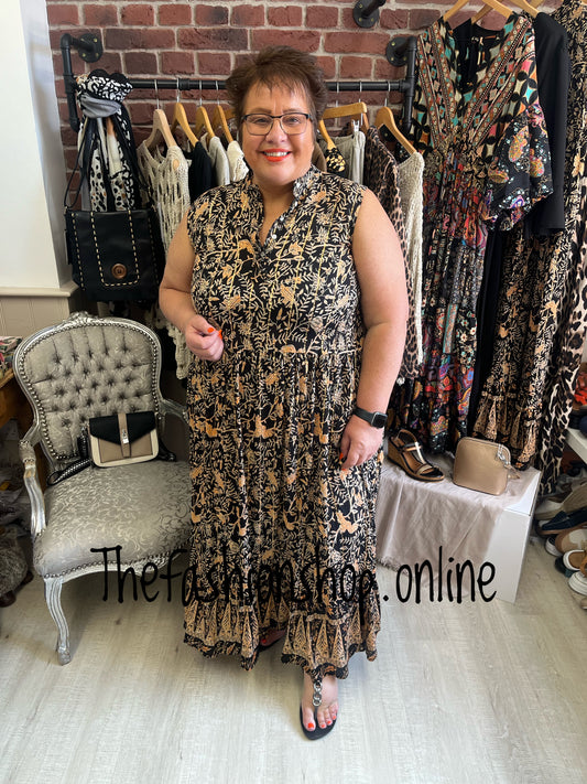 Opulent Annabelle gold and black leaf maxi dress sizes 10-12, 14-16 and 18-20