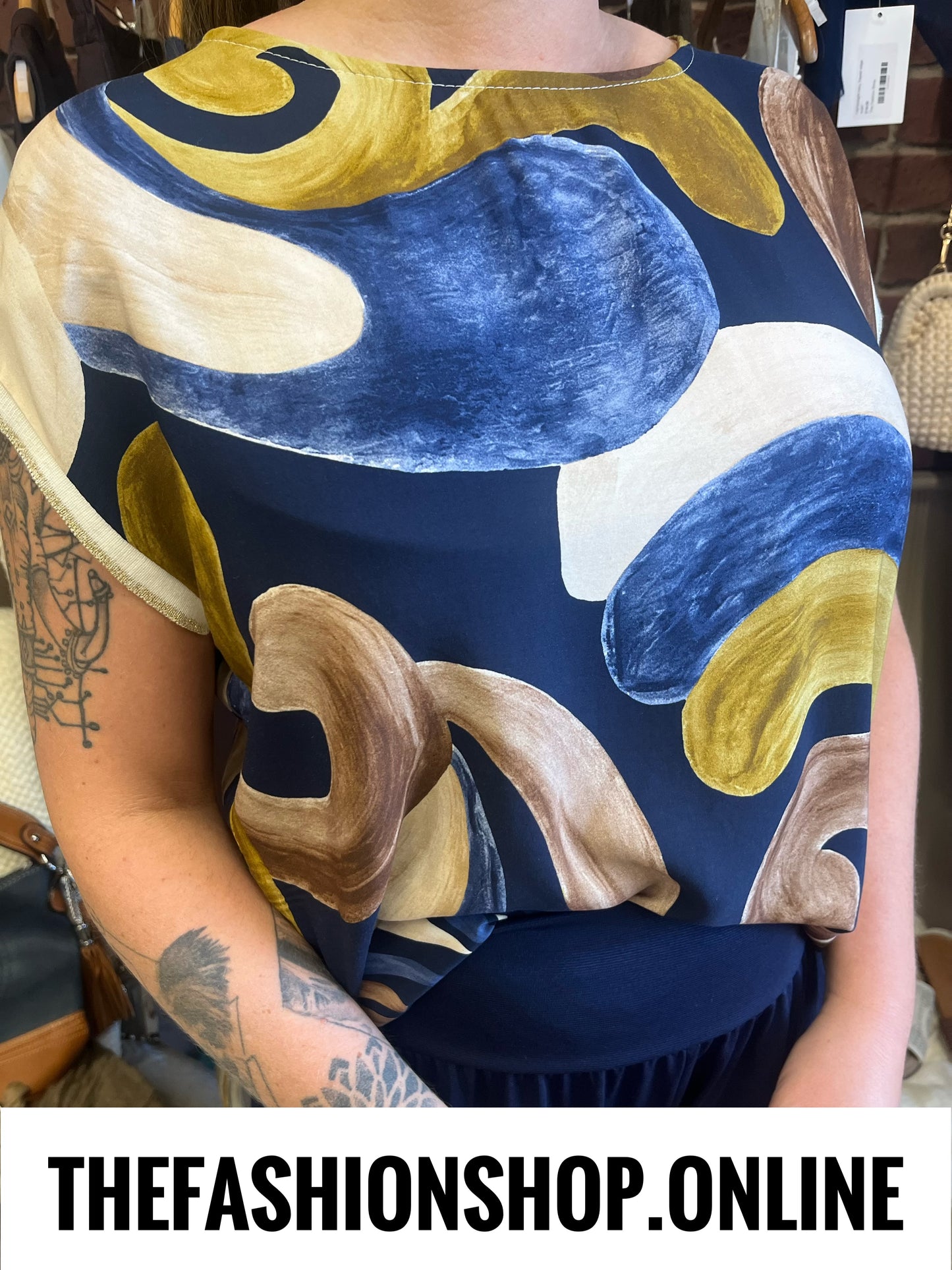 Isabella swirl top 12-18
