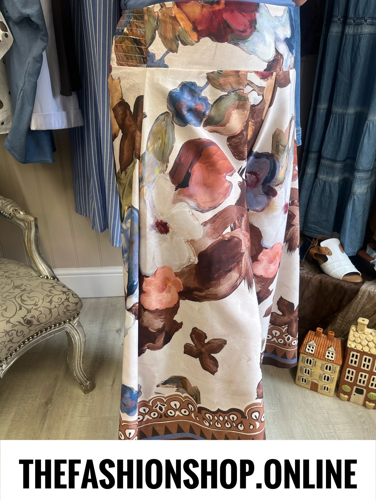 Octavia denim blue floral culottes 8-14