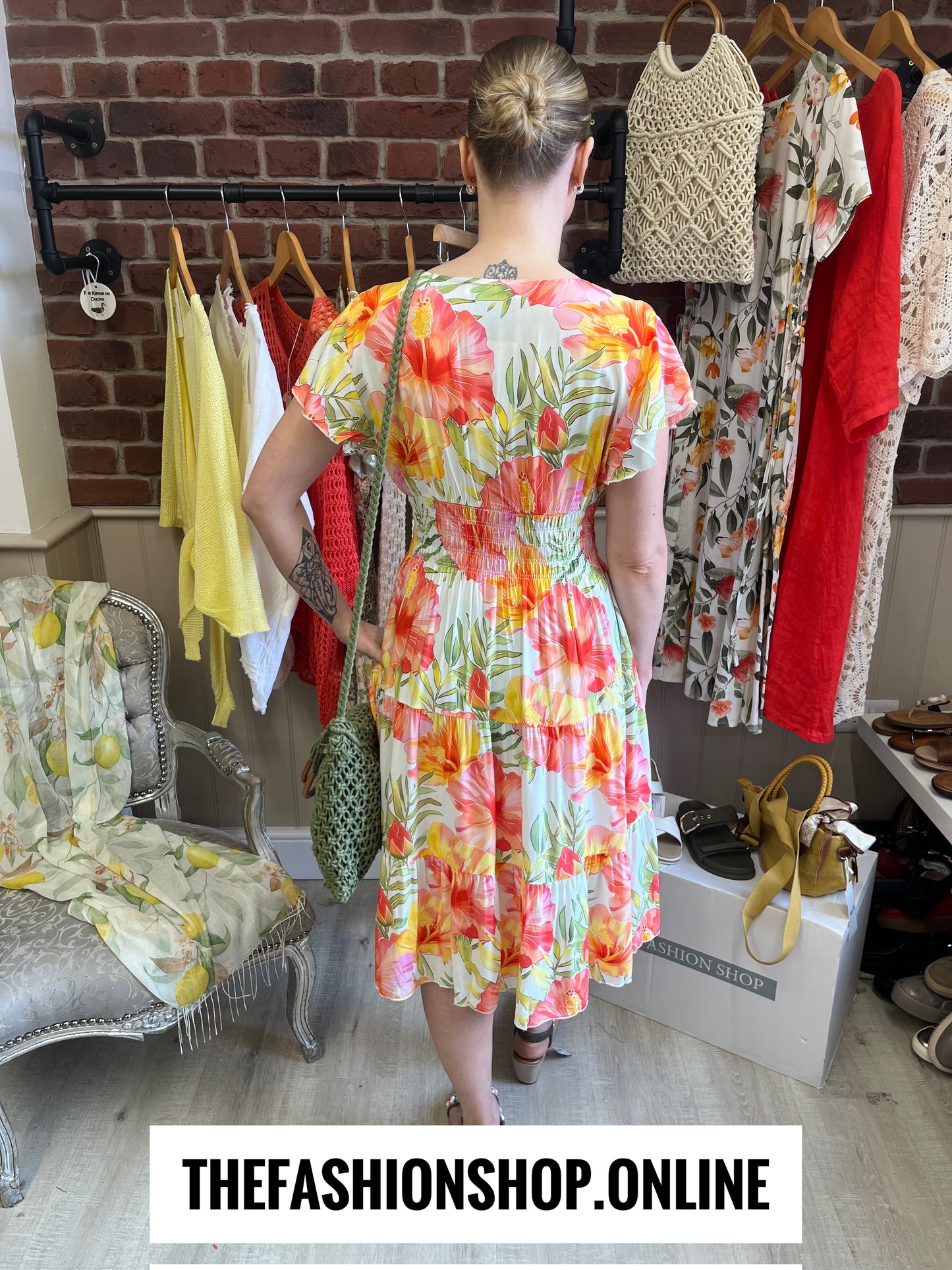 Harmony Tropical Radiance Midi V Neck Dress 10-18