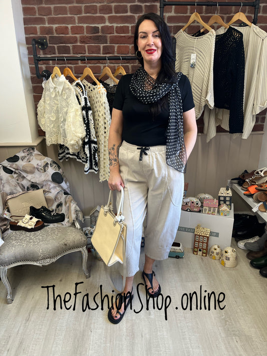 Jessie black scoop neck t shirt 8-14