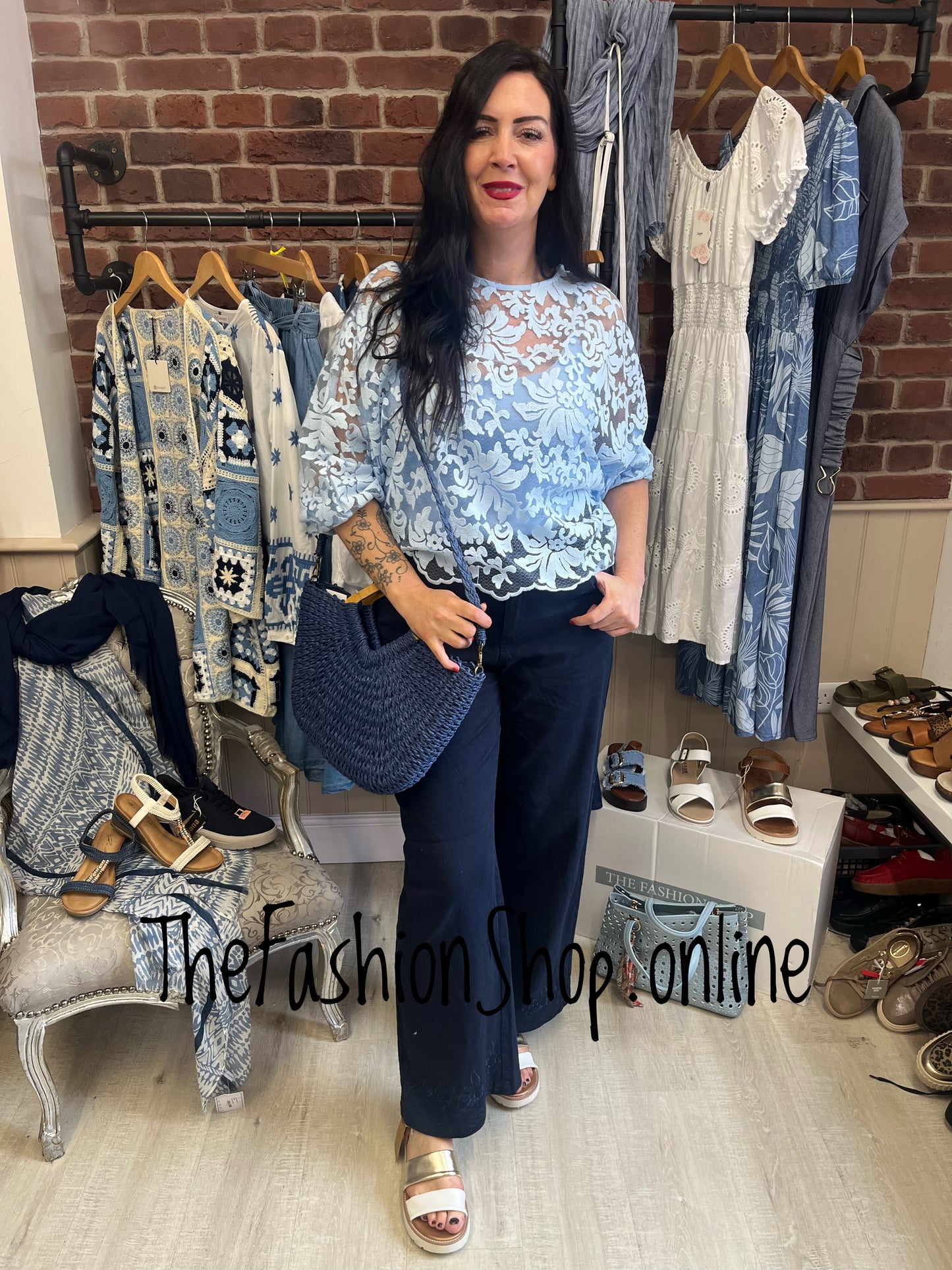 Rosalyn blue lace top 12-18