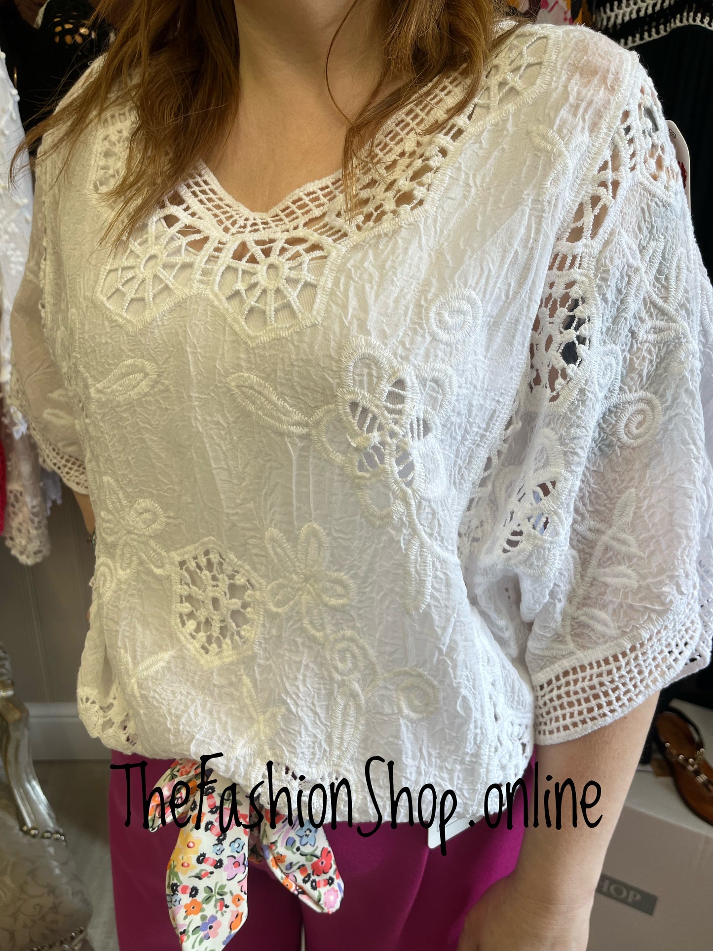Daisy white lace top 10-14