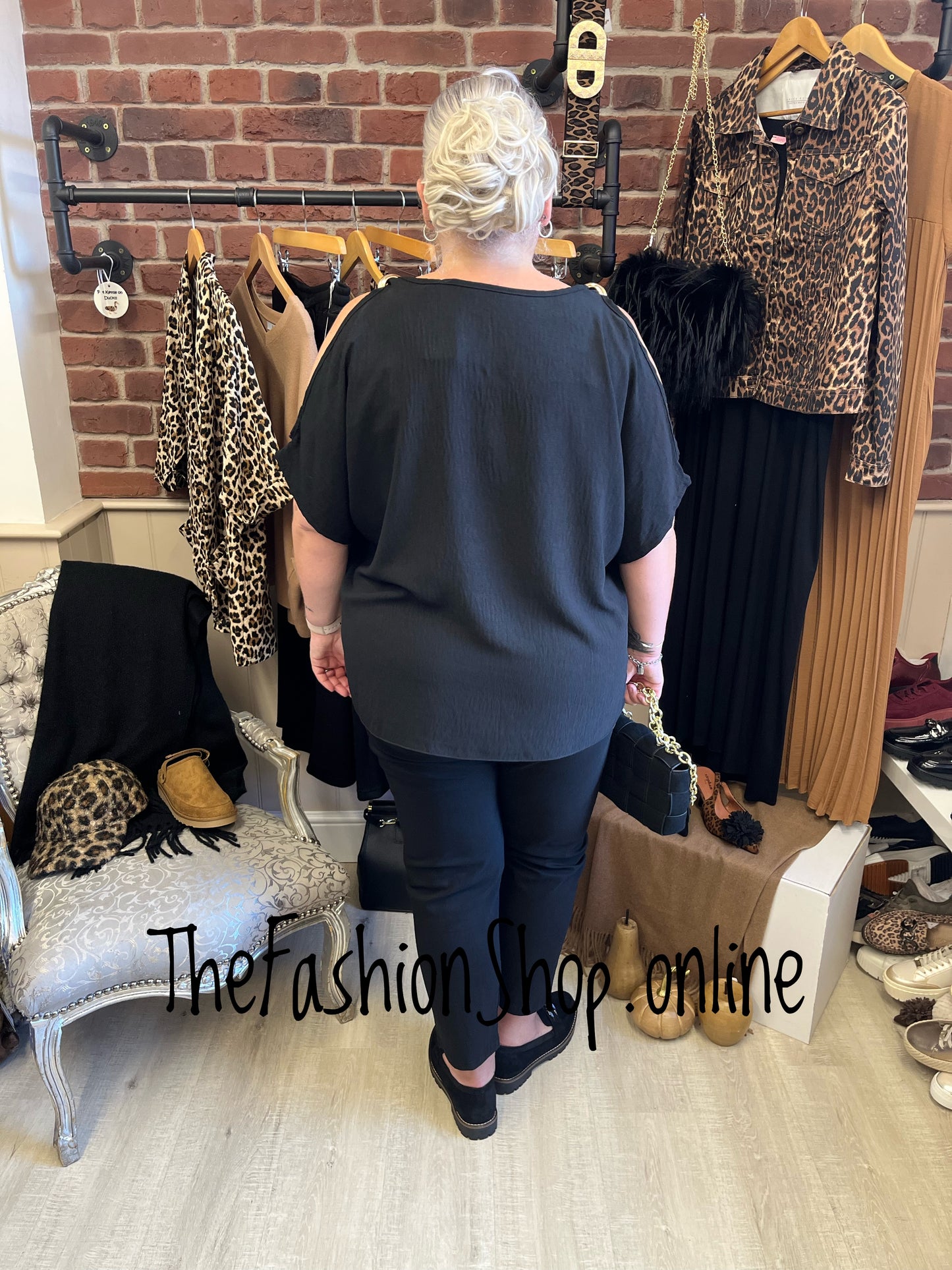 Sienna black cold shoulder top 12-18