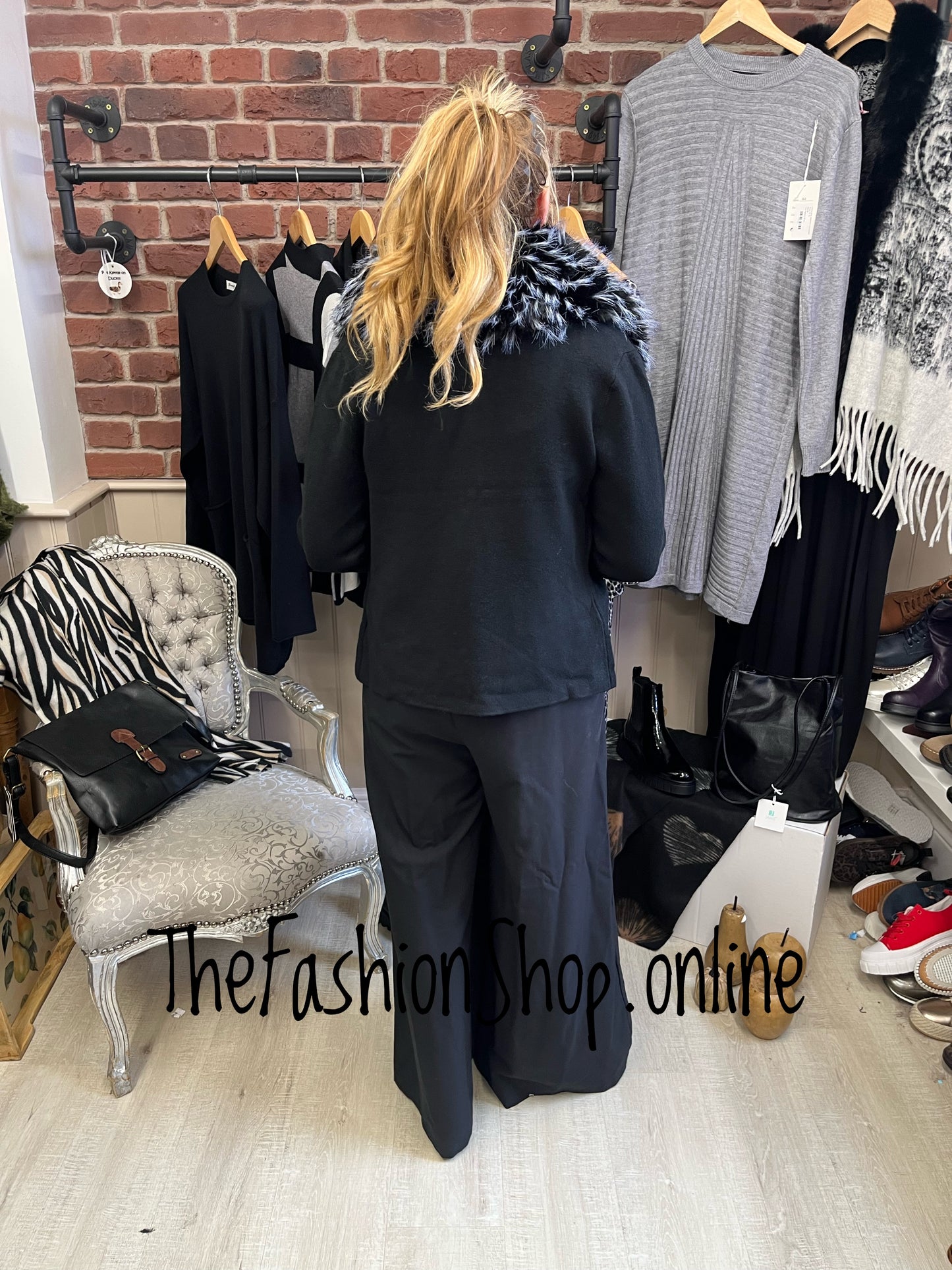 Heather black faux fur collar cardigan 8-12