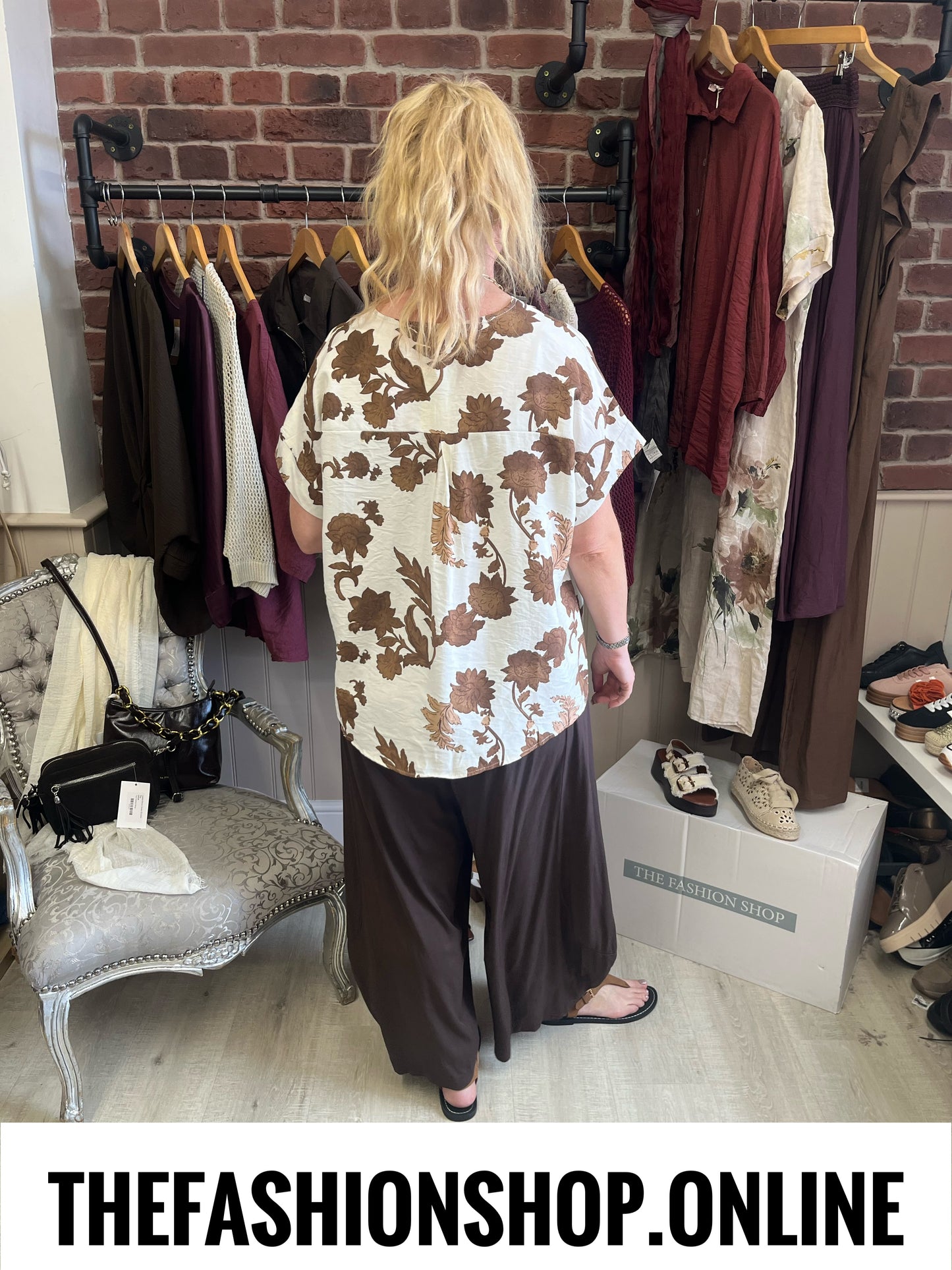 Yvette brown botanical print top 10-14