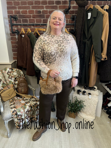 Amanda leopard print gold fleck jumper 12-18