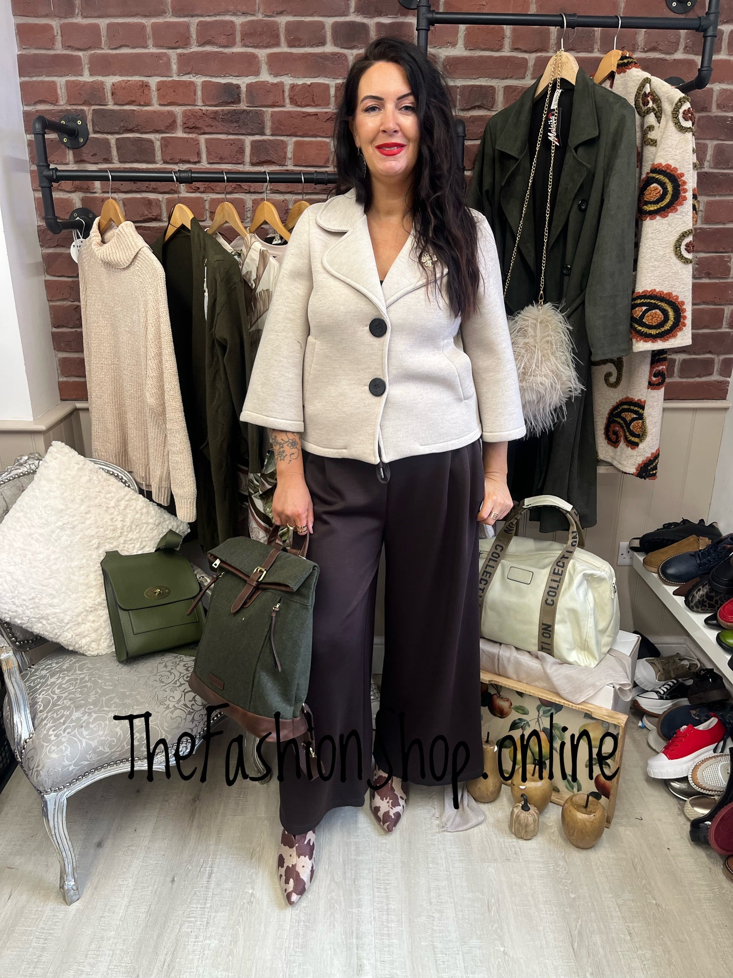 Cathy beige jacket with brooch 8-12