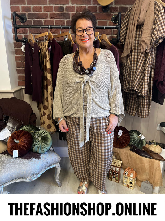 Pamela latte tie front knit 12-20