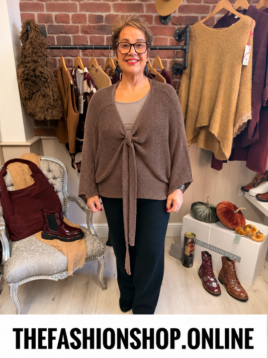 Pamela brown tie front knit 12-20