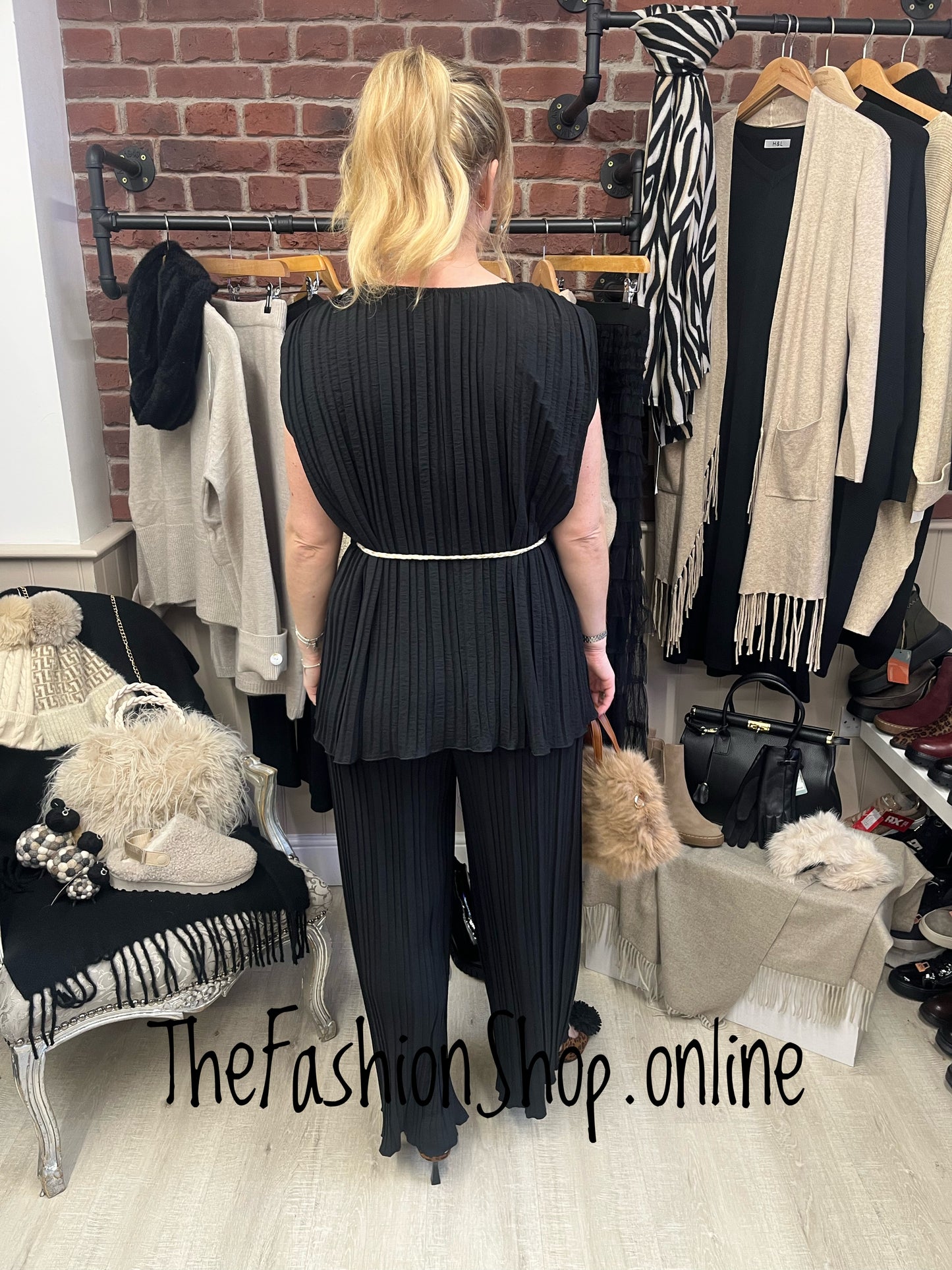 Hermione black pleated trouser set 10-18