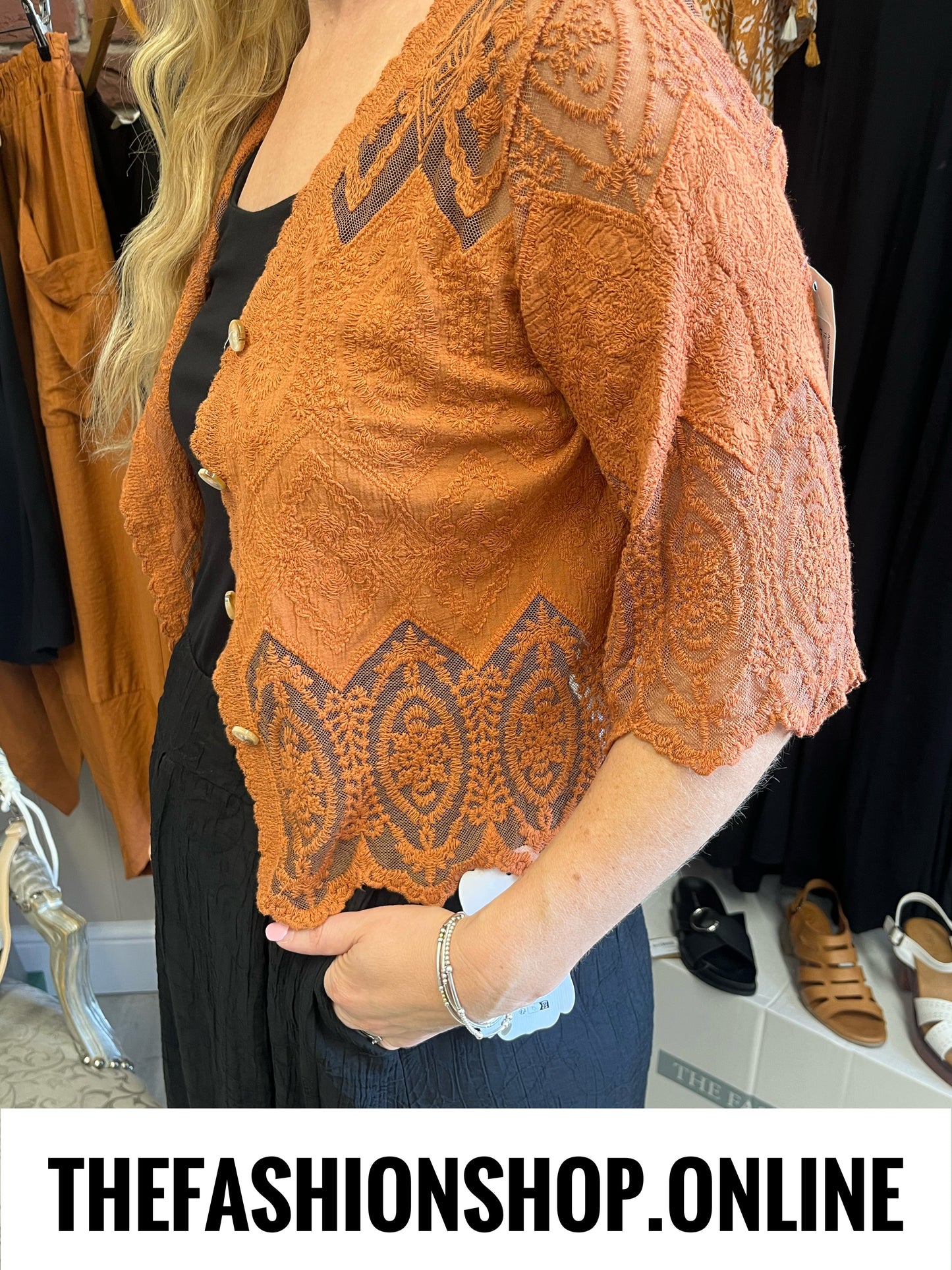 Annalise cinnamon lace blouse 8-12