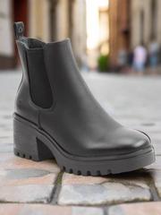 Heavenly Feet Mariele black Chelsea boot sizes 4-8 (EU37-42)