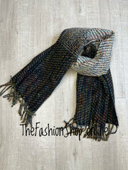 Black and cream ombre woven scarf