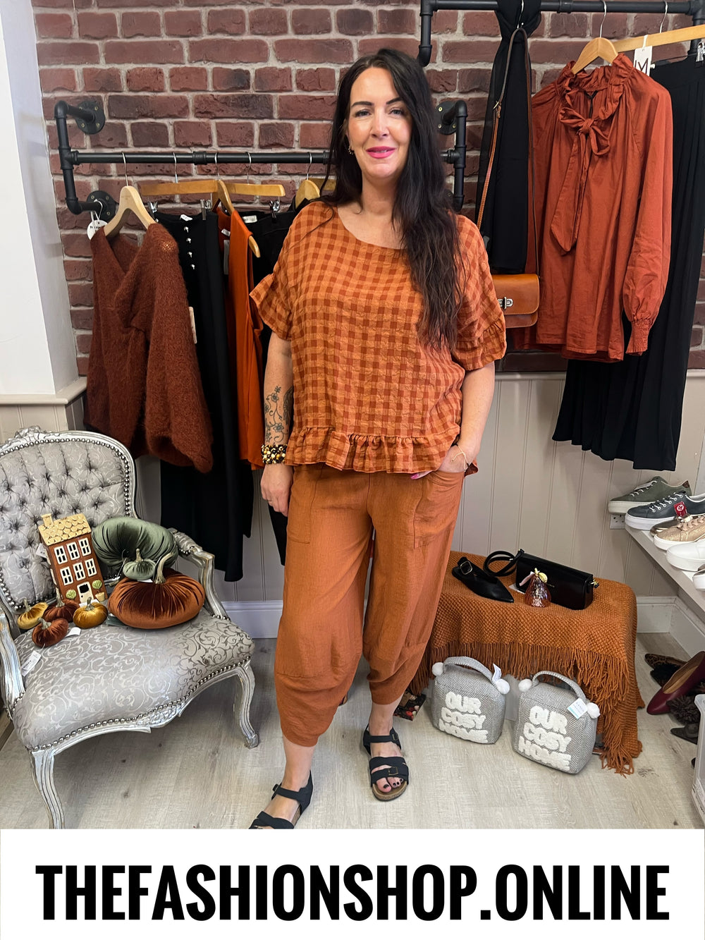 Vivian cinnamon gingham frill hem top 10-18