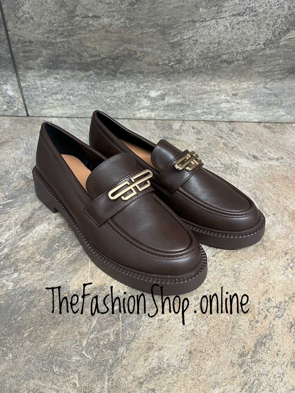 Abigail brown faux leather loafer sizes 3-8 (36-41)