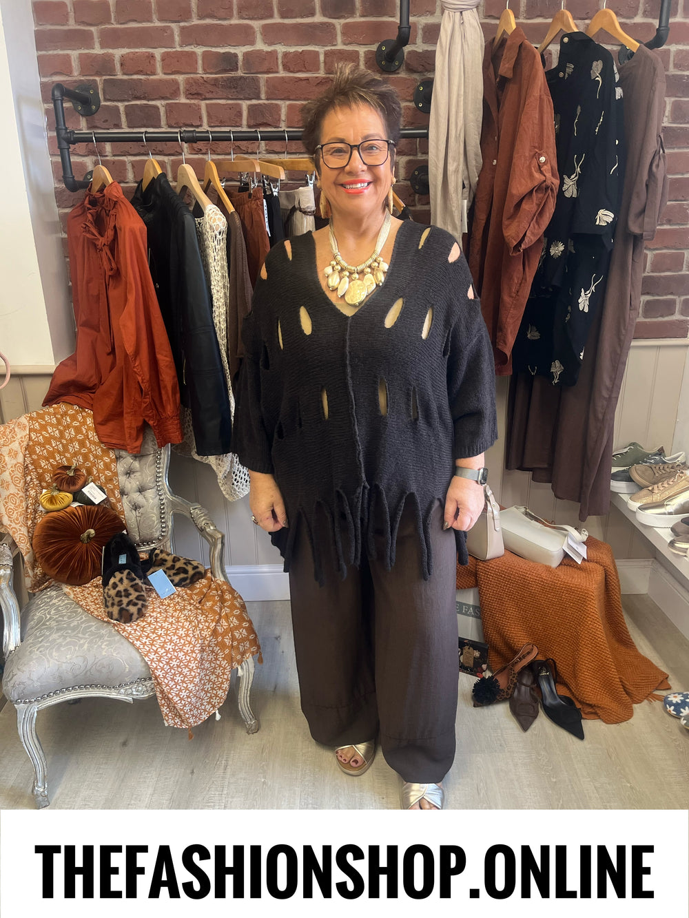 Gloria brown wide leg trousers 10-18