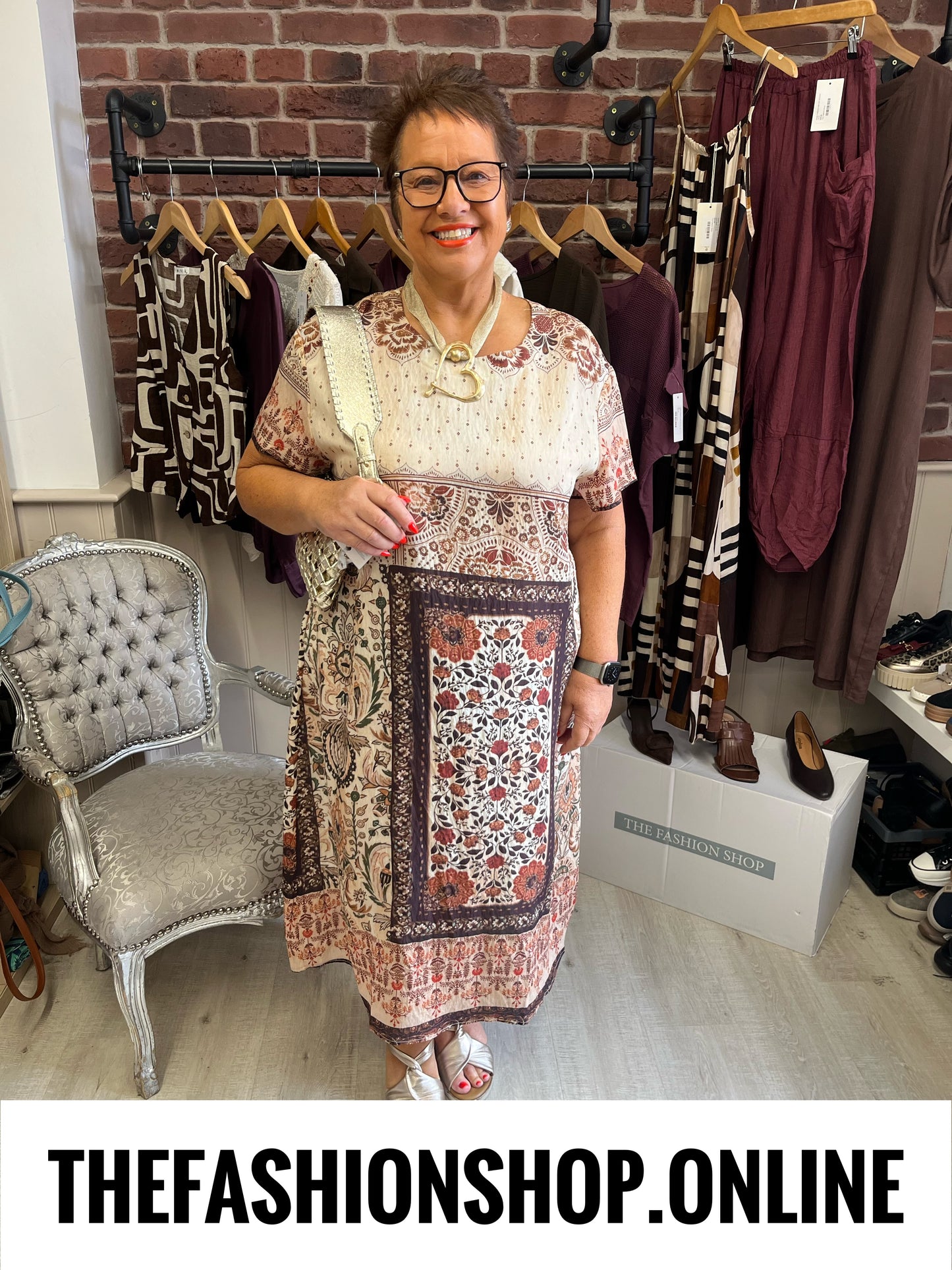 Fly Out antique floral dress 14-20