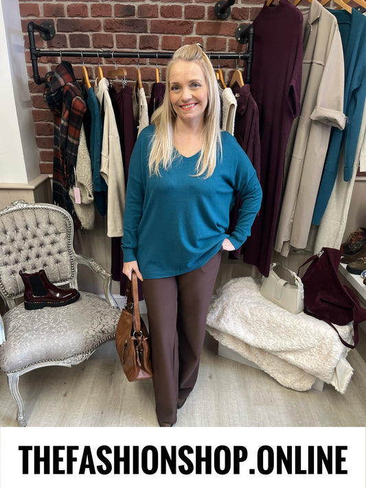Harlow teal V neck fine knit jumper 14-20
