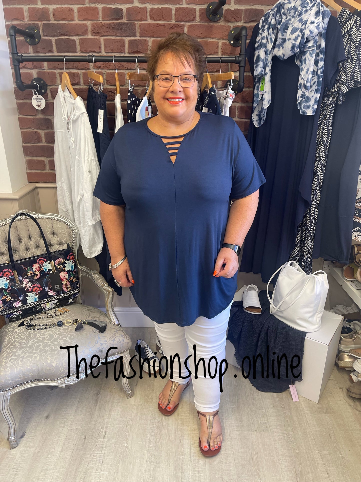 Katelyn navy ladder v neck top 16-22