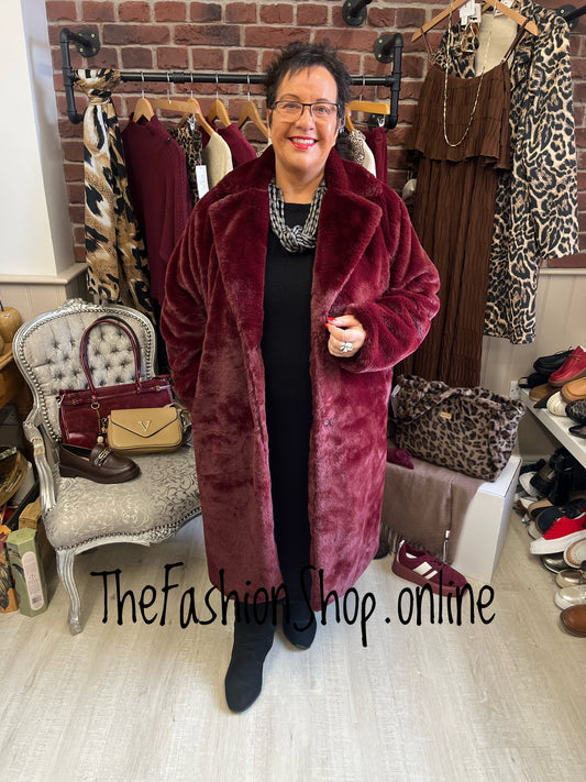 Patsy wine long faux fur coat 8-14 and 16-22