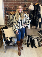 Danni black and cream jumper- free size