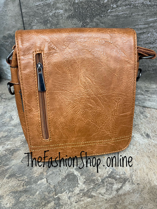 Willow Tan messenger bag