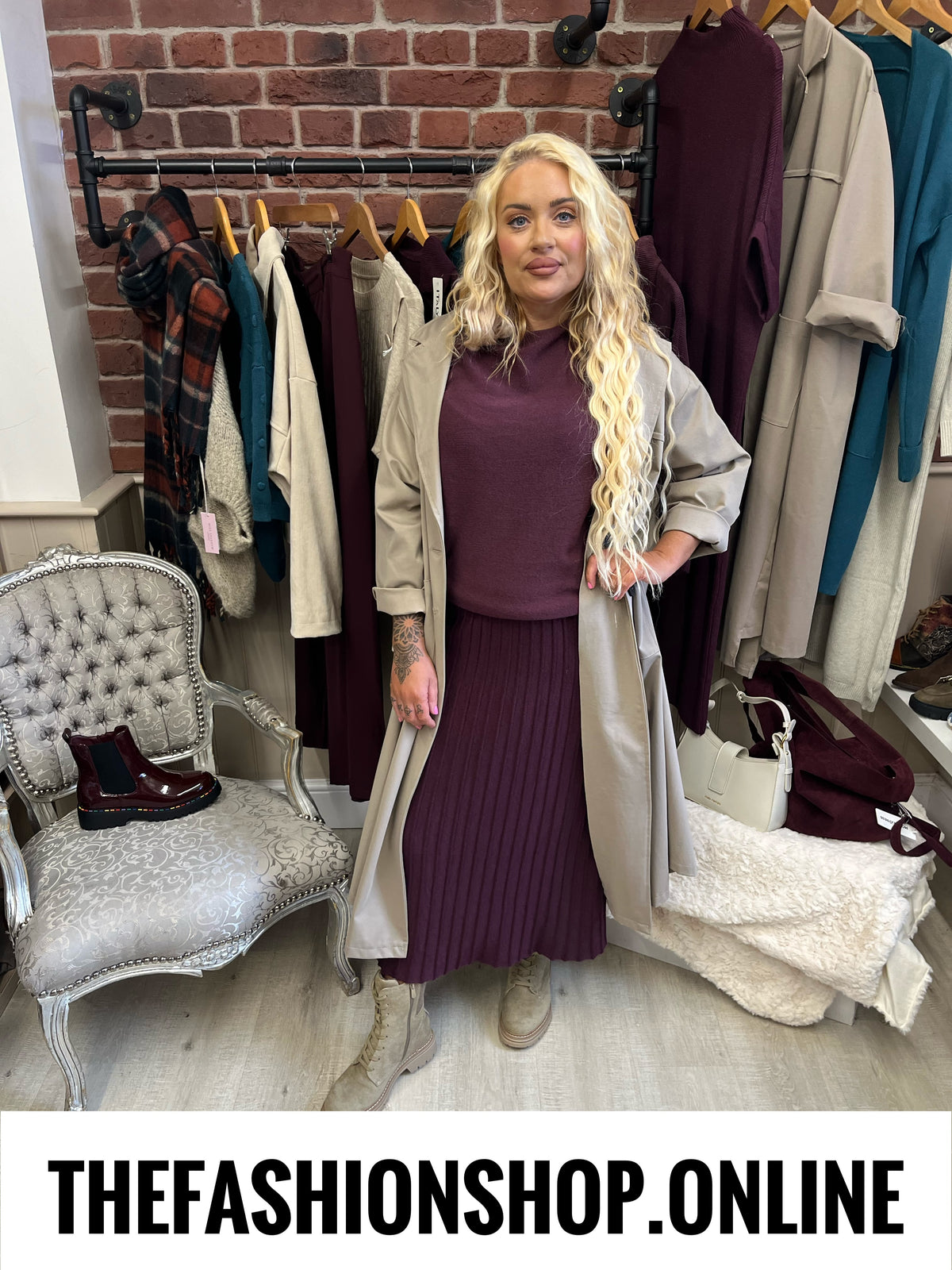 Jenny damson knitted A line skirt 10-16