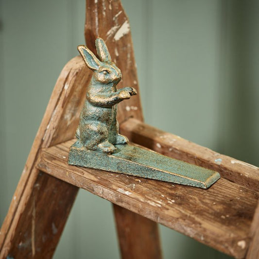 Wrought iron hare door wedge